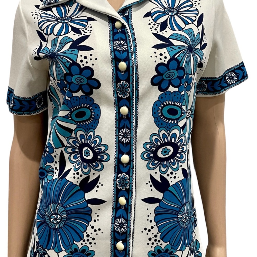 Vintage 70’s Stylecraft Hawaiian floral button down top. - Picture 3 of 6
